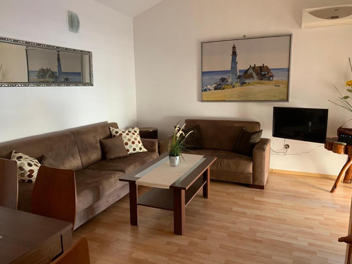 Gallery Apartman Nada Zaboric Esterno foto