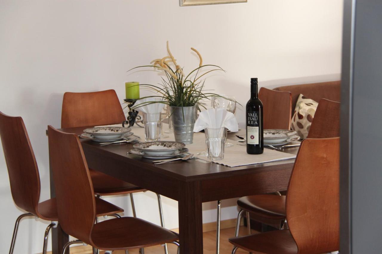Gallery Apartman Nada Zaboric Esterno foto